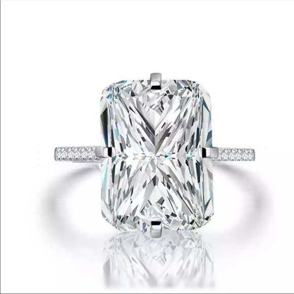 18k White Gold plated Sparkling Diamond Halo Ring - Picture 3 of 6